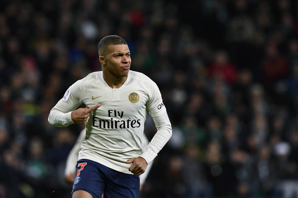 小米挑战保时捷定制业务，能否抓住高利润风口？